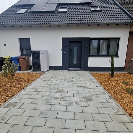 75 m² Apartment Friedensglück near Düsseldorf Willich Exterior foto